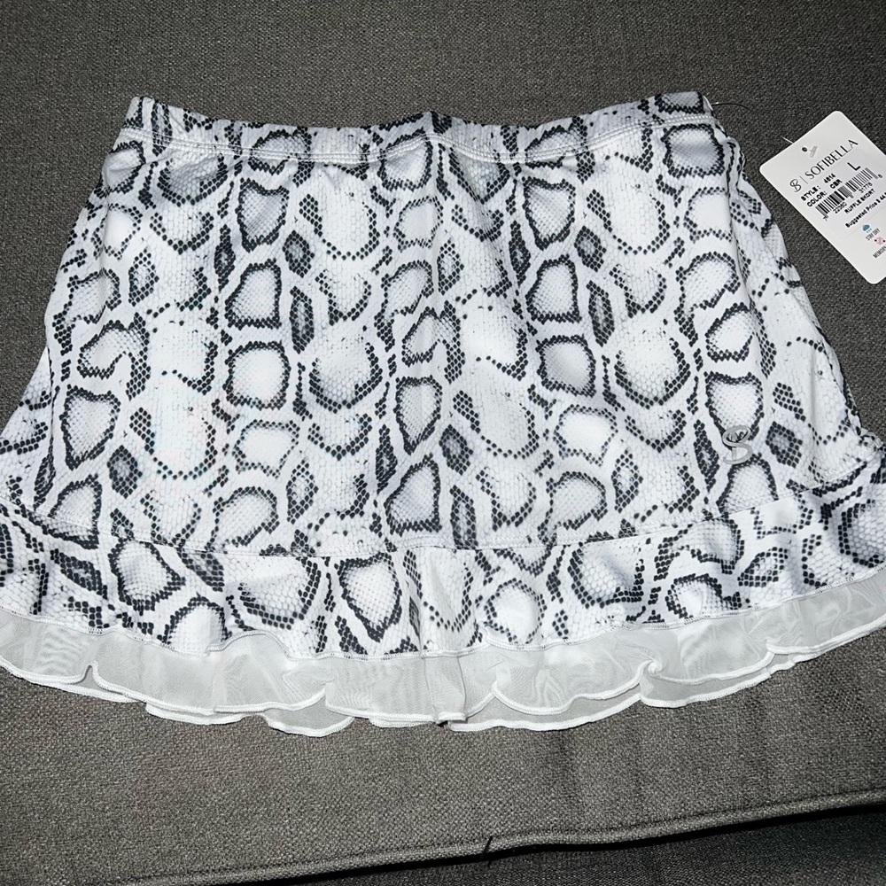 NWT girls golf skort